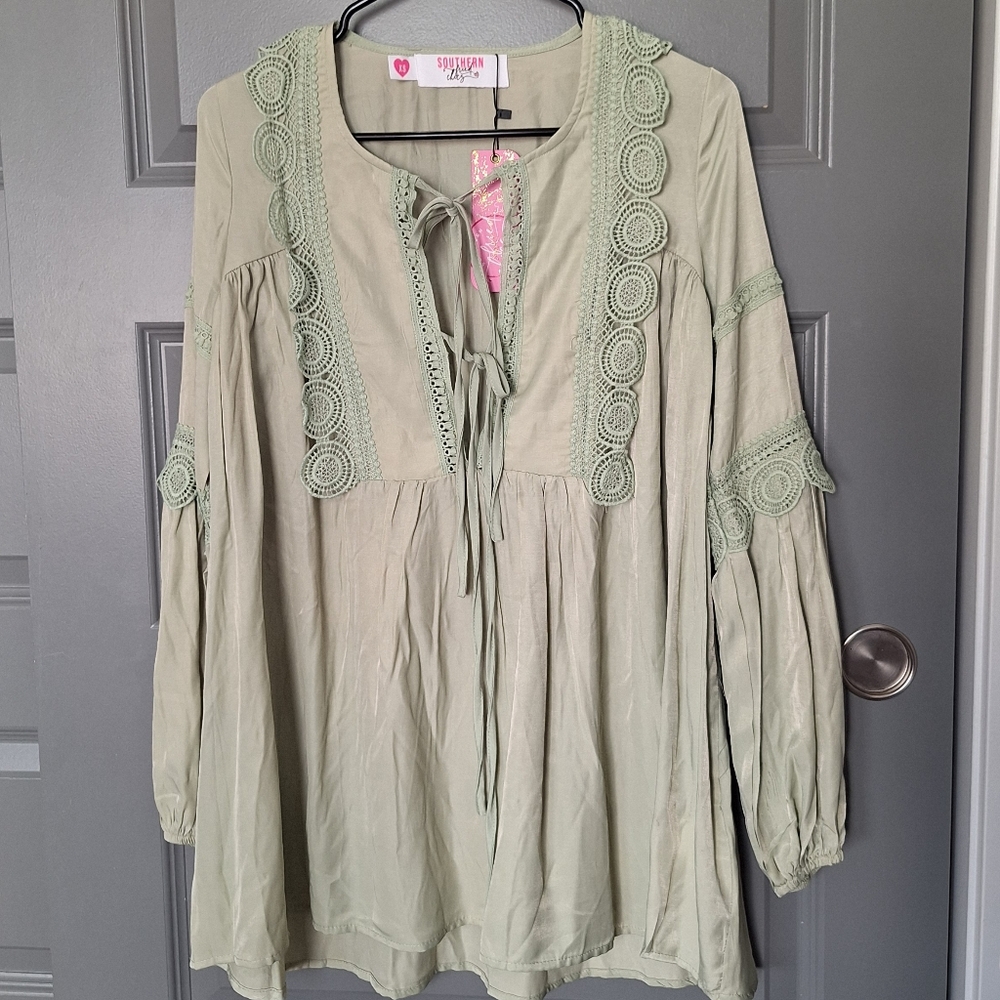 Southern Fried Chics Circle Of Love Sage flowy Long Sleeve blouse